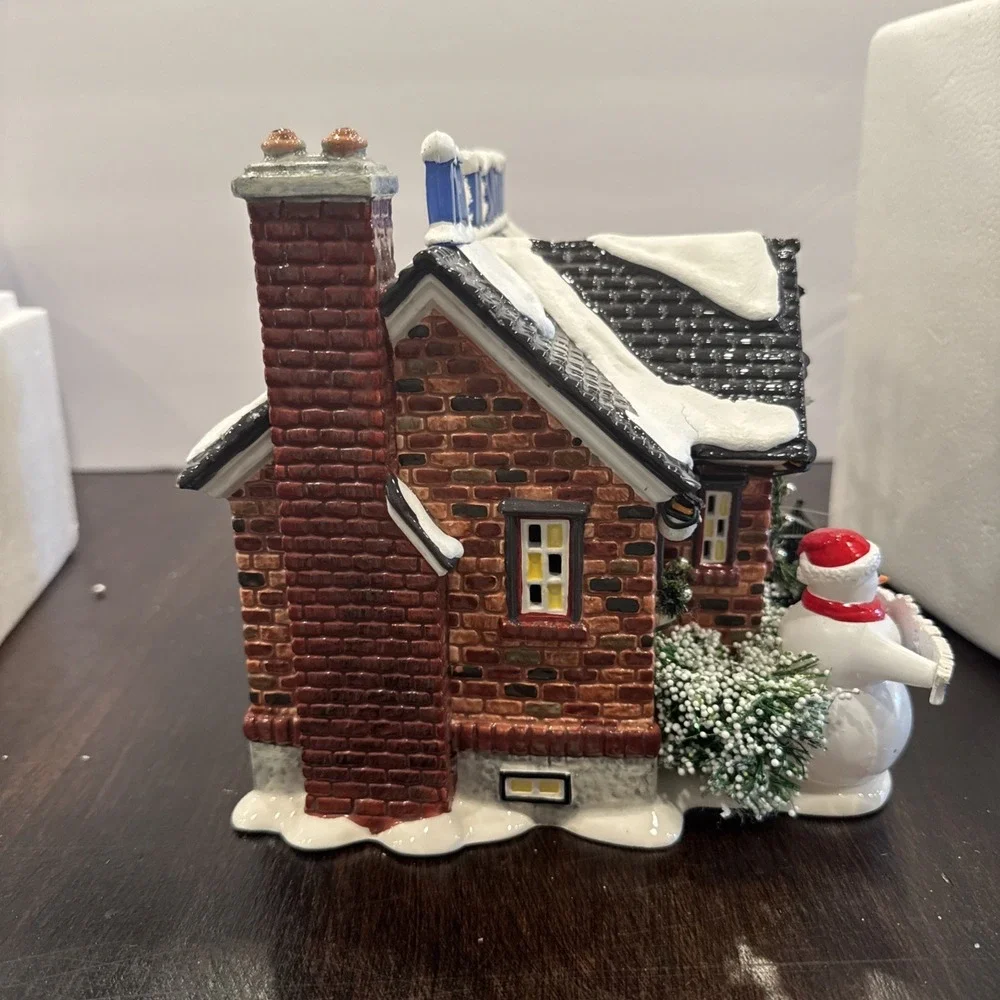 Dept 56 Snow Village The Snowman House 55390 RETIRED 2020 Christmas Missing cord